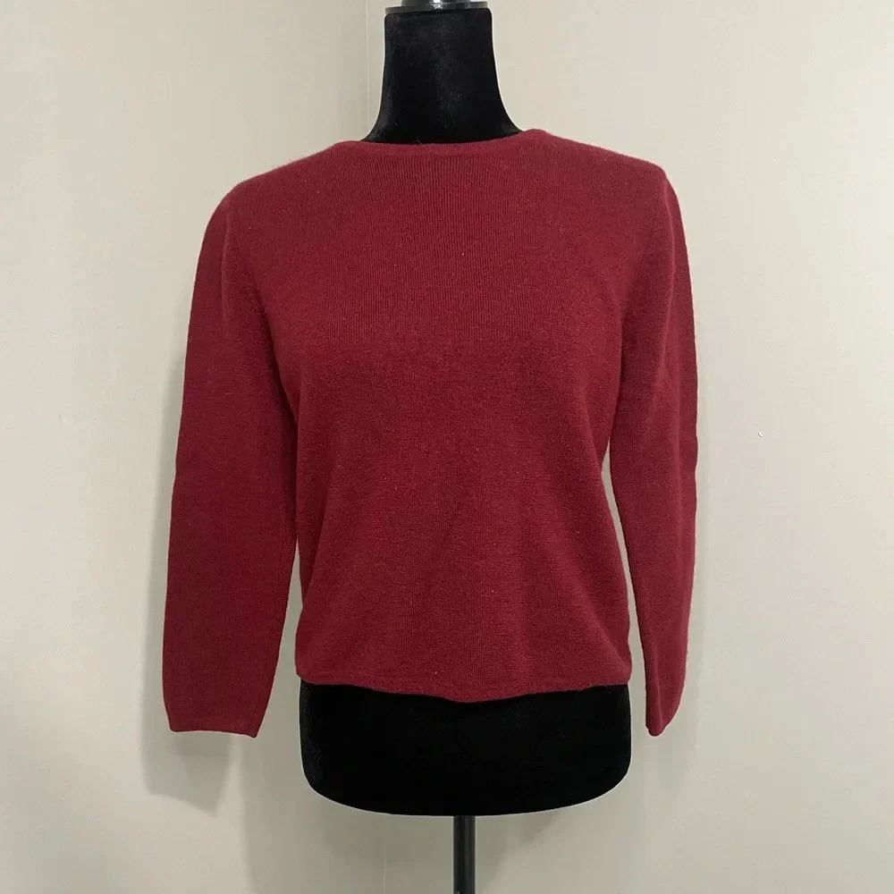 Sarah Spencer 100% Italian Merino Wool Red Basic Sweater *Shrunken*